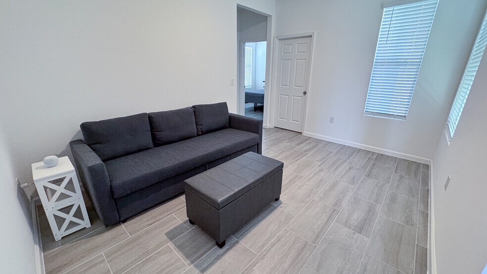 Media/Living Room - 2463 Middlebury Dr SE