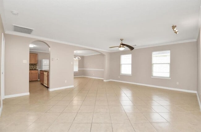 Building Photo - 12923 Abide Dr