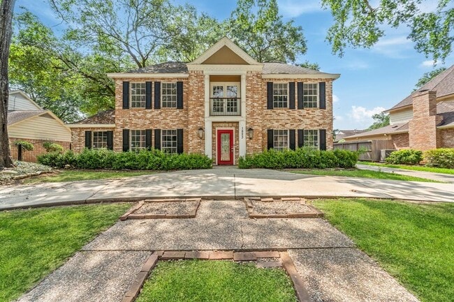 Primary Photo - 1823 Saddlecreek Dr
