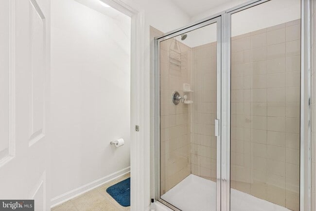 Building Photo - 406 Arnold Dr