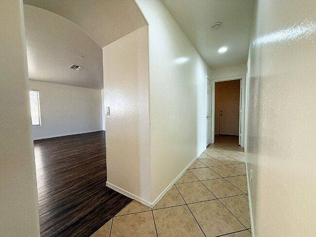 Building Photo - Freshly Painted 1-Story Home with Spacious Layout and Desert Landscaping!