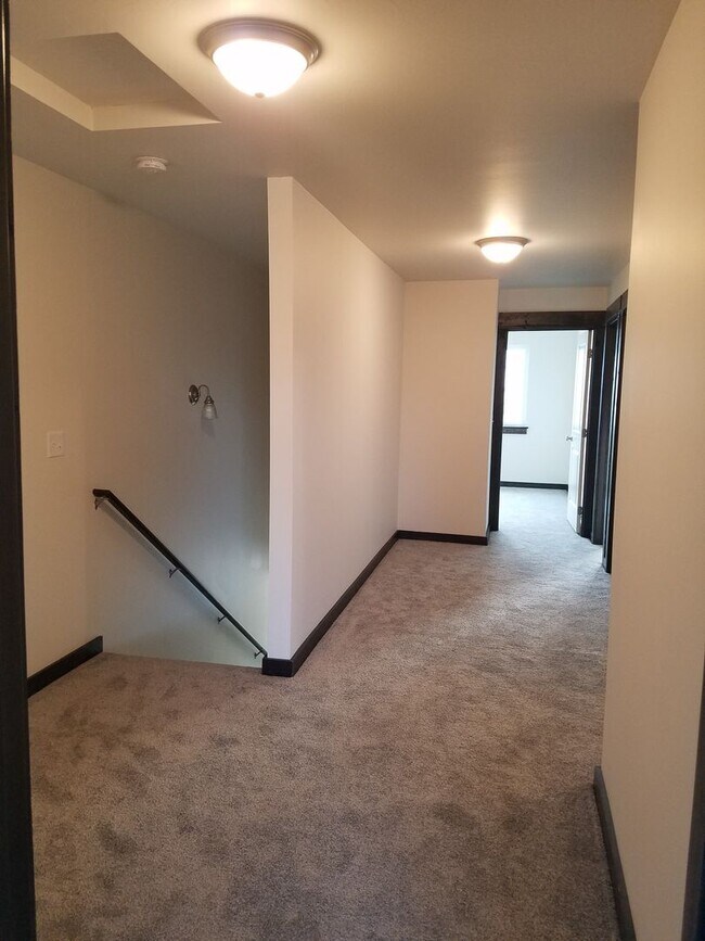 Building Photo - 1508 Butler Creek Ave