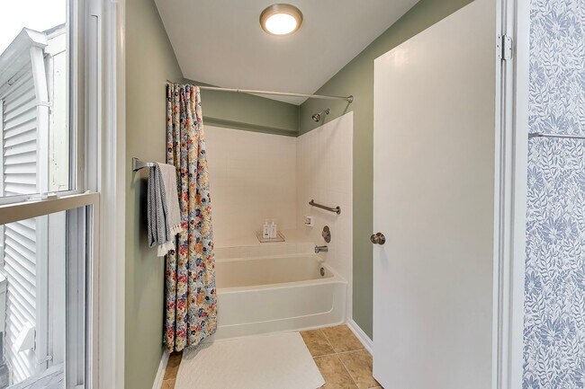 Building Photo - 11910 Crosswind Ct