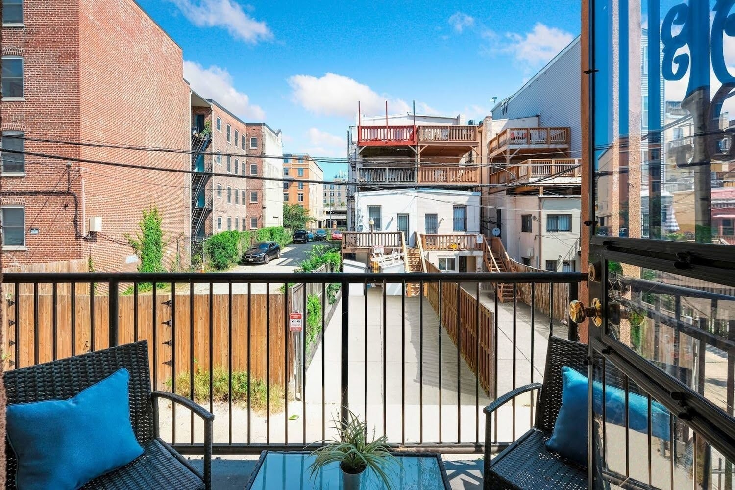 Building Photo - 1361 Irving St NW