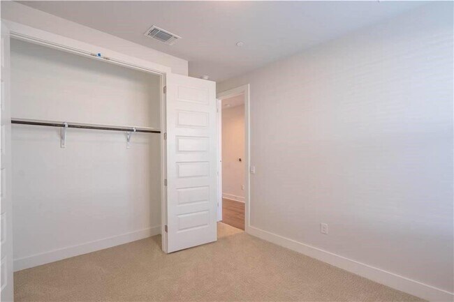 Building Photo - 4012 Manifest Ln