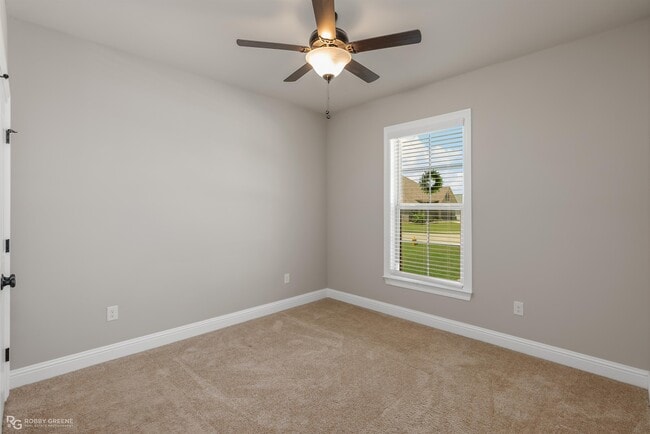 Building Photo - 46 Crowder Dr