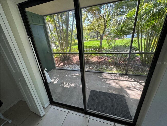 Building Photo - 3300 Fox Chase Cir