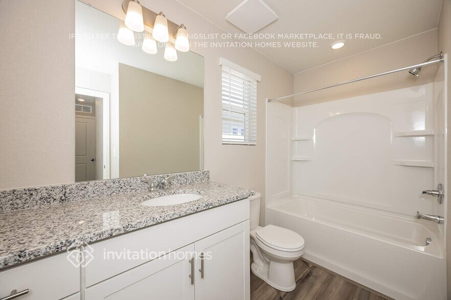 Building Photo - 9271 Oro City Loop