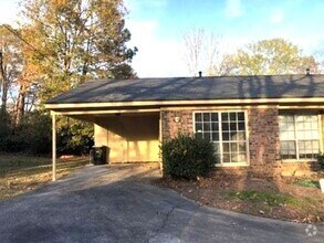 Building Photo - Huffaker Rd #226