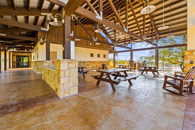 Building Photo - 208 Arrezo Ln