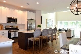 Building Photo - 205 N Belle Mead Rd