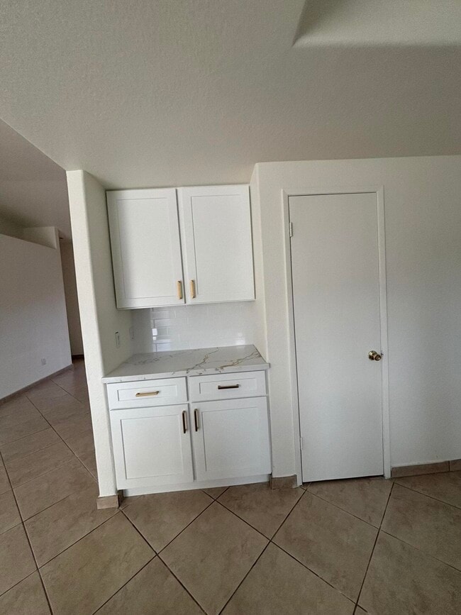 Building Photo - 31175 Sky Blue Water Trail