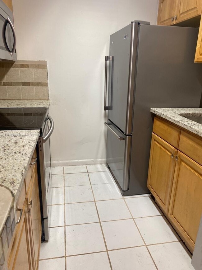 Building Photo - 15 Crossings Cir