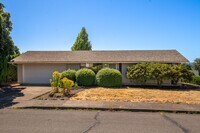 Building Photo - Fern Court Duplex