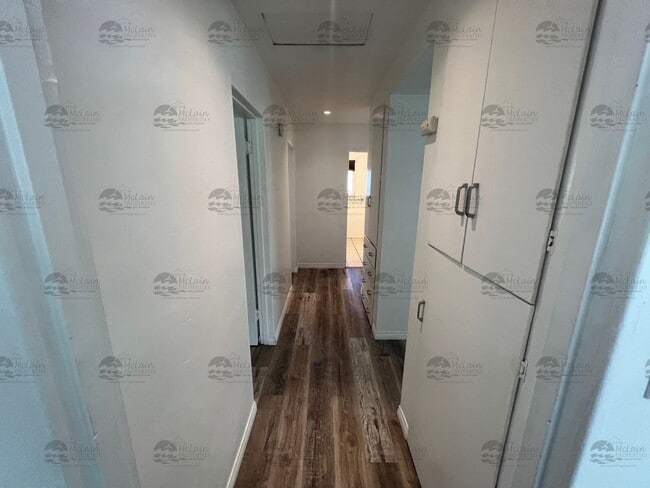 Building Photo - 3310 Eureka Pl