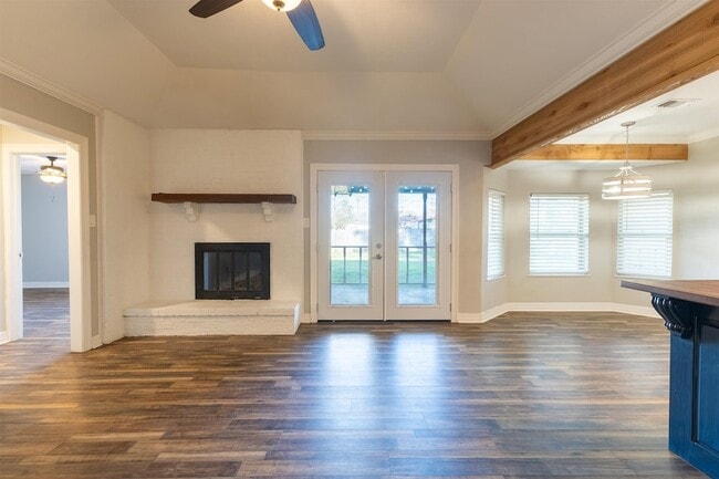 Building Photo - 6720 Lancaster Dr