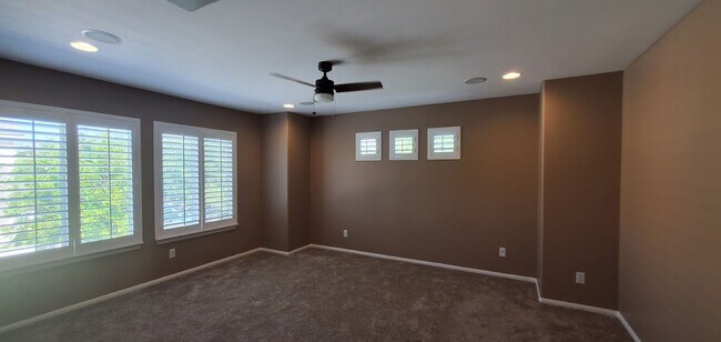 Building Photo - Beautiful House in the Lovely Fair Oaks Ra...