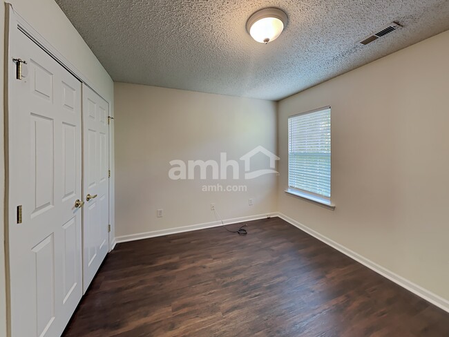 Building Photo - 516 Grantham Ln