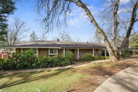 Building Photo - 419 Greenwood Dr