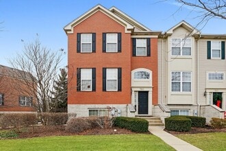 Building Photo - 760 Lambert Ln