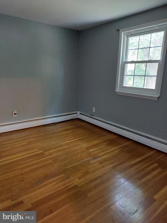 Building Photo - 13 Heatherwood Hill