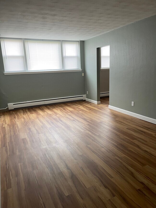 Living Room - 1511 7th St W