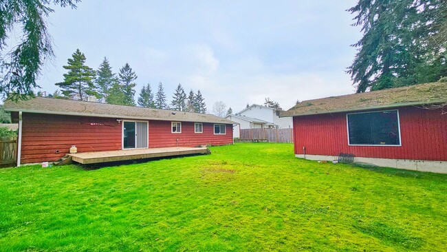 Building Photo - Beautiful 3 Bedroom 2 Bath Home in Kirkland