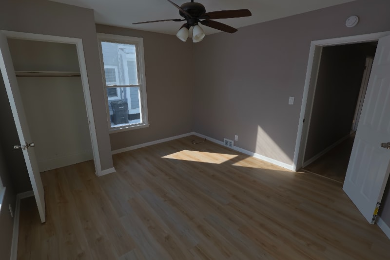 Building Photo - 1748 W Genesee St