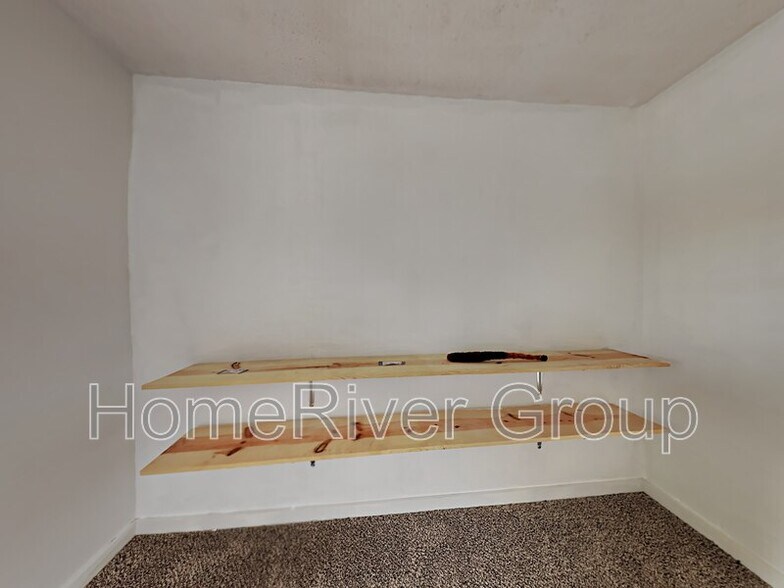 Building Photo - 1703 US-90