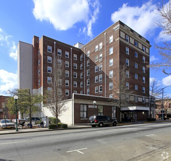 Ashley House Apartments 109 E Hill Valdosta GA 31601 Apartment Finder