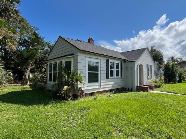 Primary Photo - 115 Oglethorpe Blvd