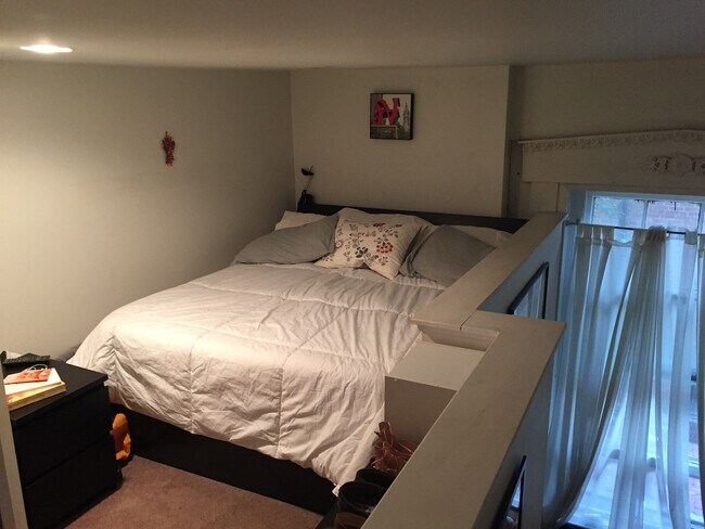 Building Photo - 1114 Spruce St