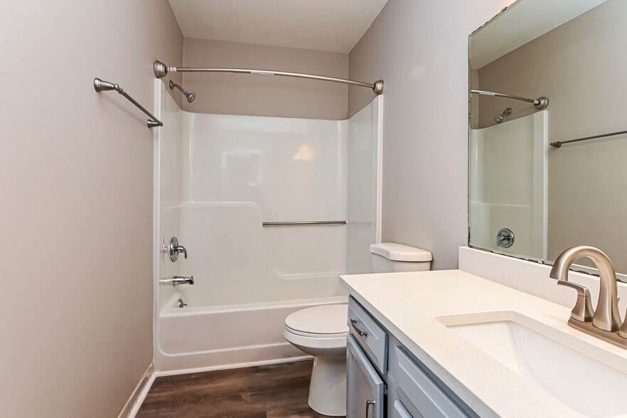 Building Photo - 7825 Elm Tree Ln