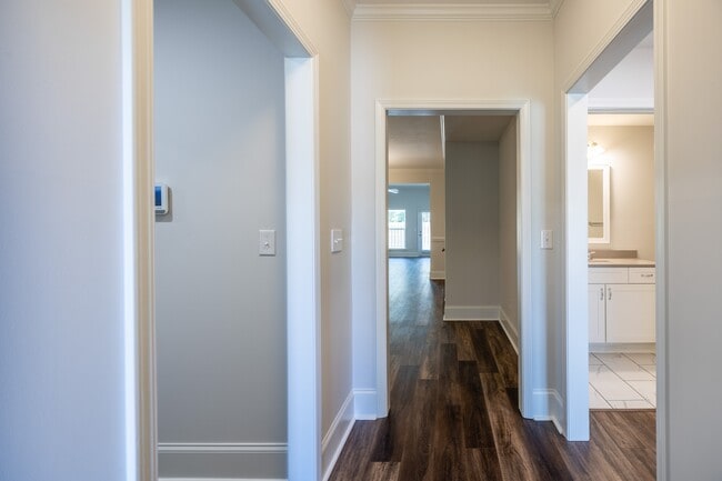 Building Photo - 7172 Paisley Cir