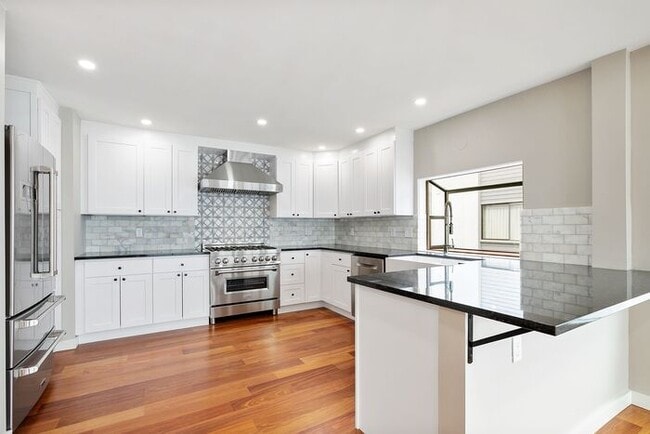 Building Photo - Stunning ALKI WATERFRONT Condo Overlooking Majestic Puget Sound!