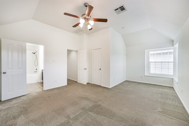 Building Photo - 9334 Valley Tree Ln