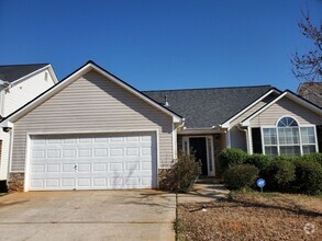 Building Photo - COMING SOON! McDonough 3/2 - In maintained...