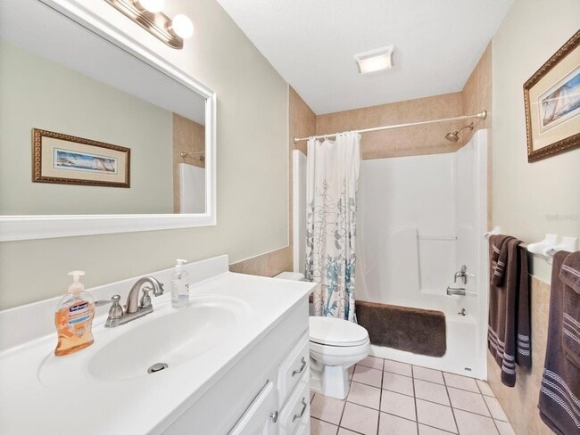 Building Photo - 109 Shore Rd