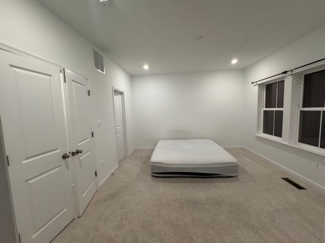 Main Bed - 208 Douglas Way