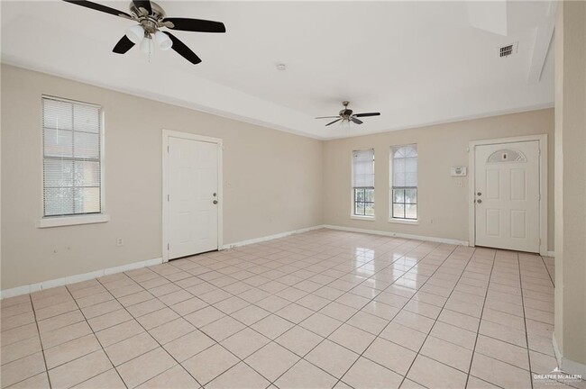 Building Photo - 11 Paseo Del Rey