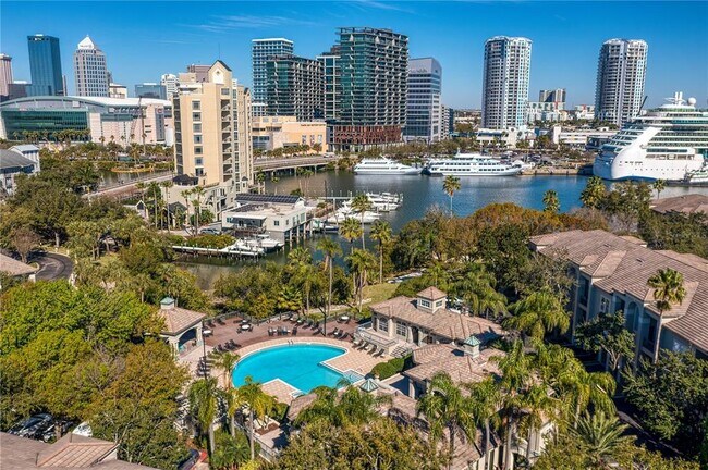 Building Photo - 604 Arbor Lake Ln