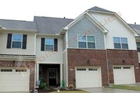 Building Photo - Beautiful 3 bedroom 2.5 Bath  Townhome w/ 1-Car Garage in Weatherfield, Cary. May 7th!