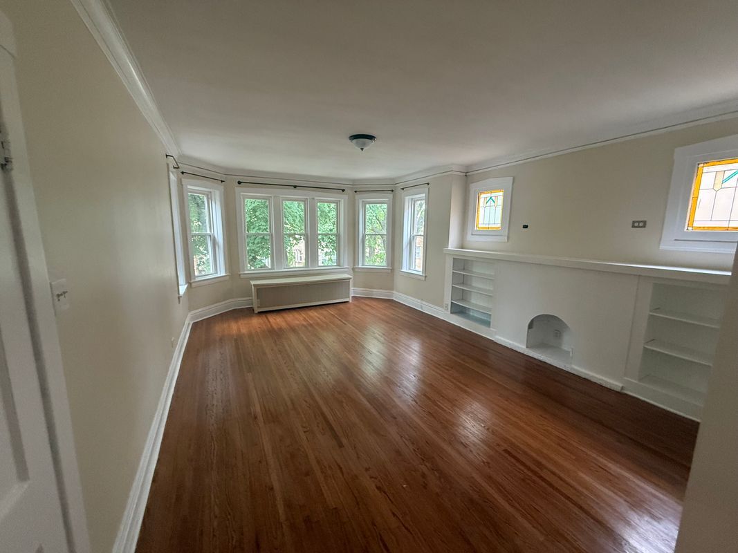 Building Photo - 5007 N Mozart St
