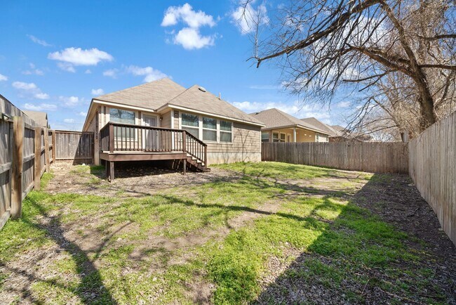 Building Photo - 369 Derby Dr
