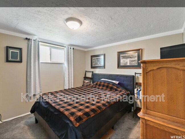 Building Photo - 516 E 100 S