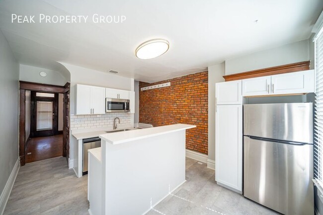 Building Photo - Available Now! Newly Renovated 2 Bedroom T...