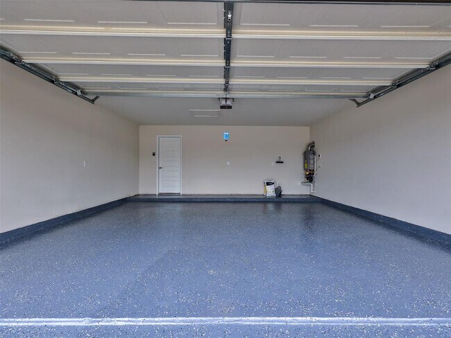 Building Photo - 108 Greenspire Ln