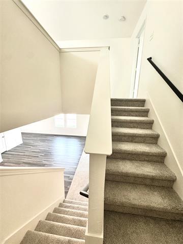 Building Photo - 5956 Sahara Dr