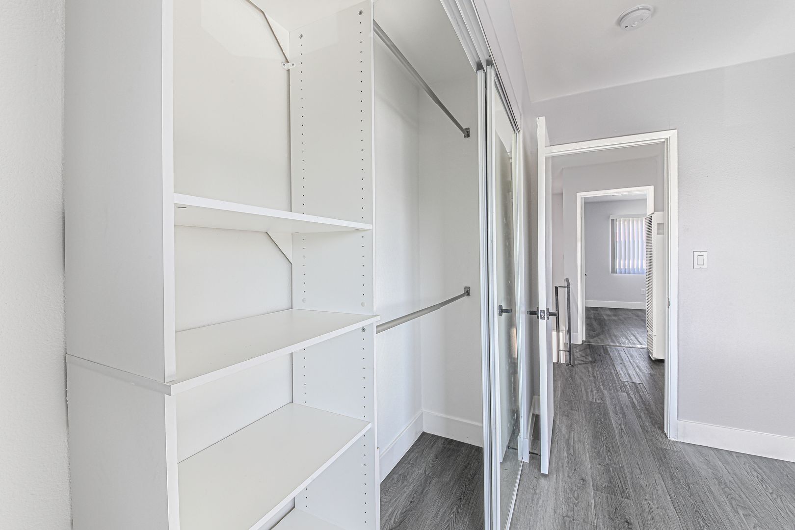 Building Photo - 13392 Magnolia St