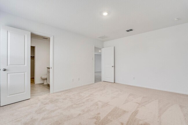 Building Photo - 3605 Flicker Ln